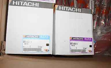 HITACHI